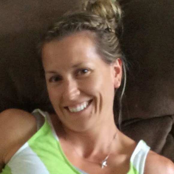 Meet your Posher, Krystal - Picture 1 of 1